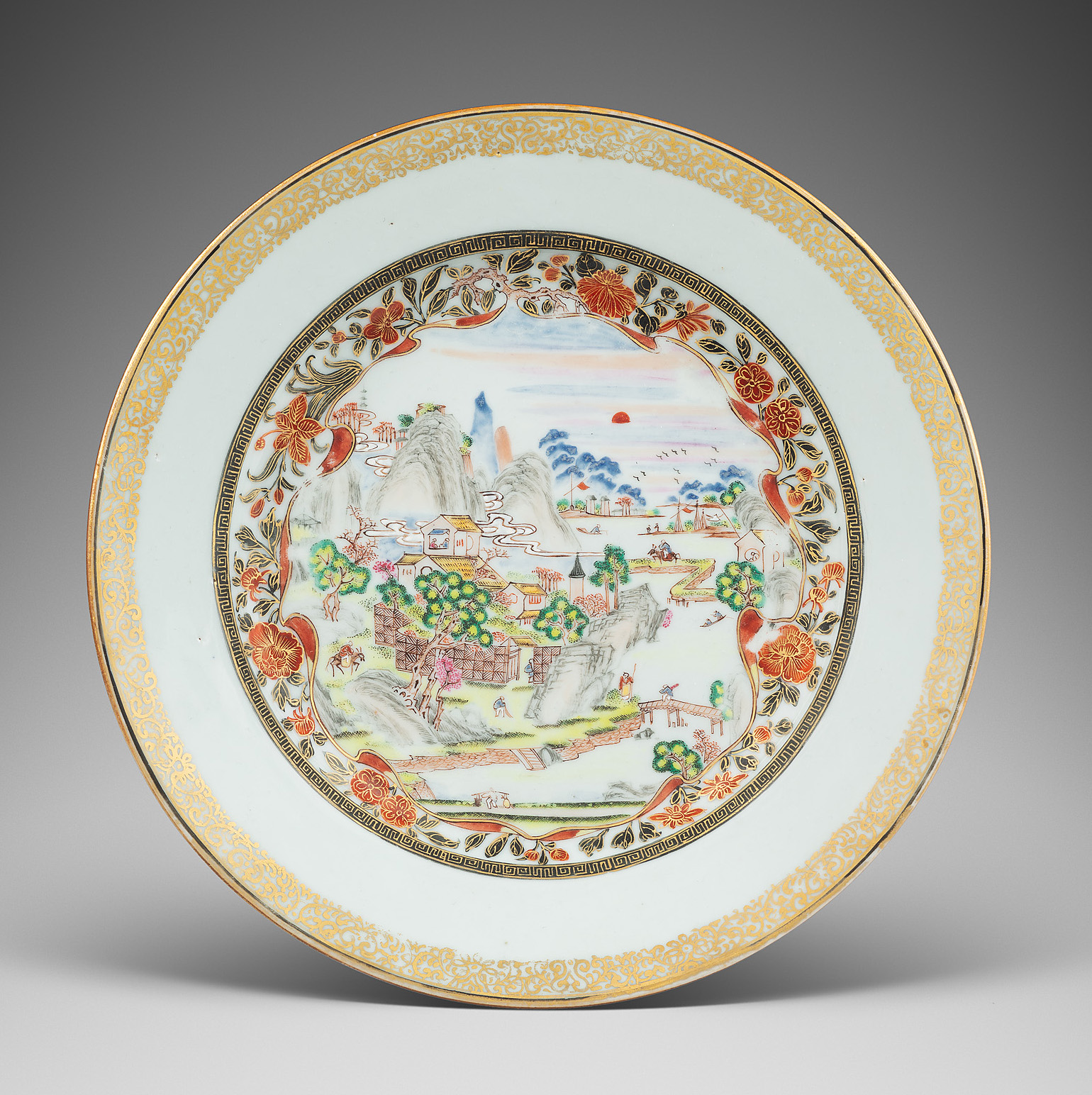 Famille rose Porcelain Qianlong (1735-1795), circa 1750, China