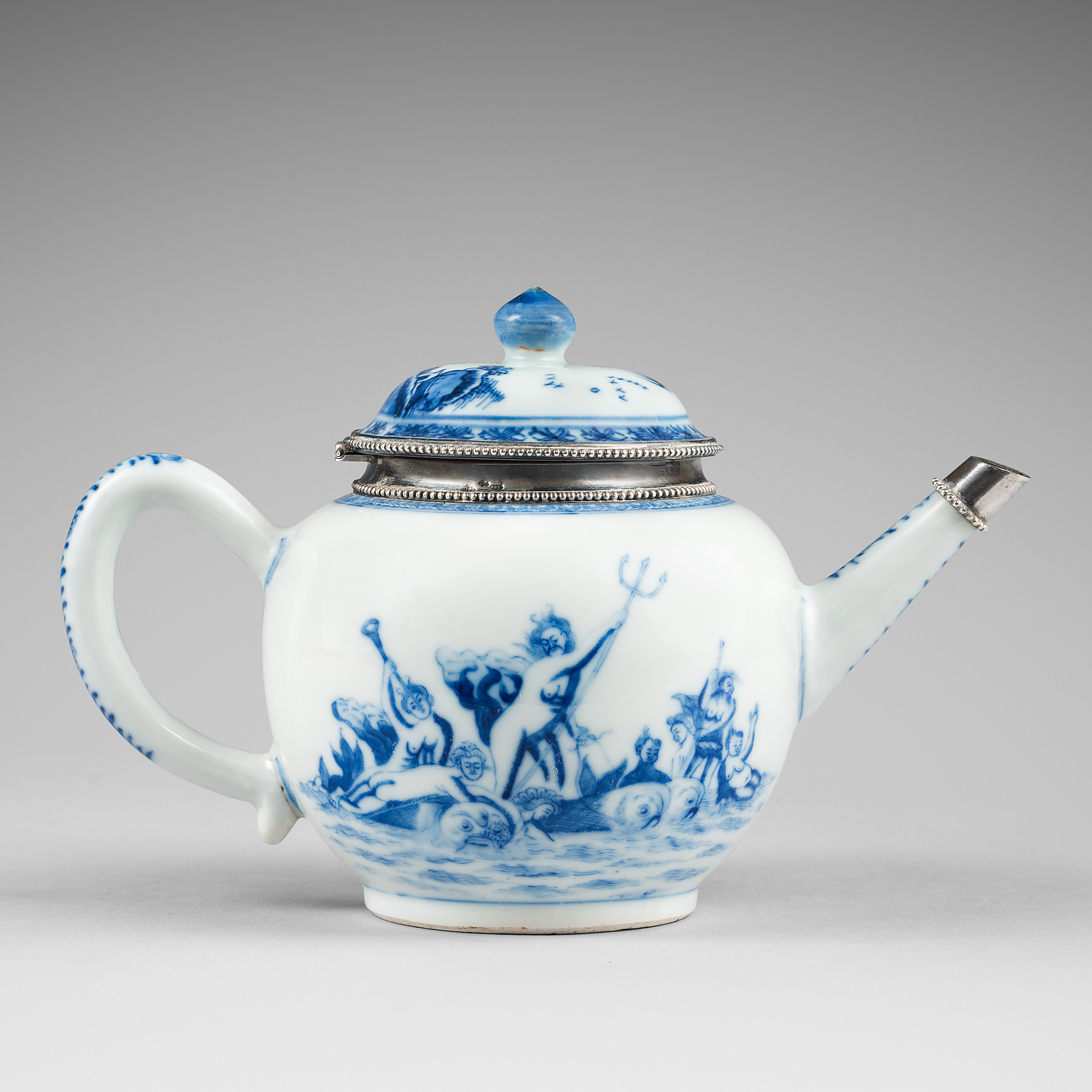 Porcelain Qianlong (1735-1795), ca. 1740-1750, China