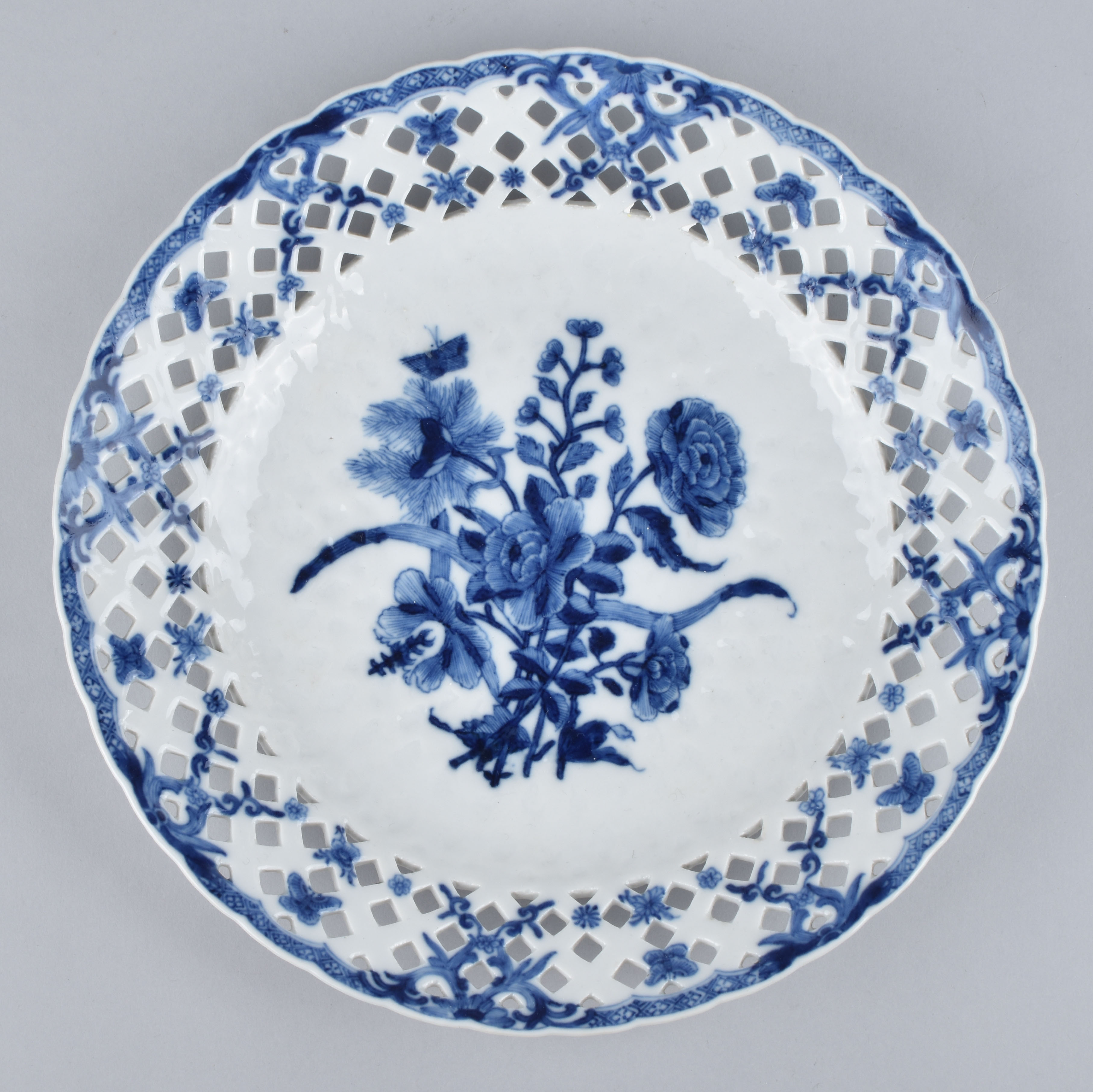 A Chinese blue and white plate. Qianlong period